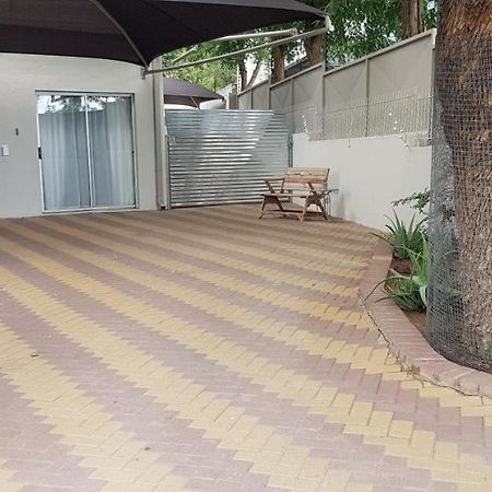 Feather Self Catering Accommodation ويندهوك المظهر الخارجي الصورة