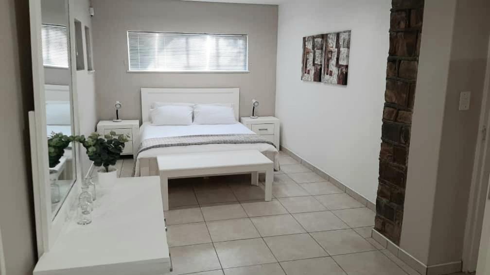Feather Self Catering Accommodation ويندهوك المظهر الخارجي الصورة